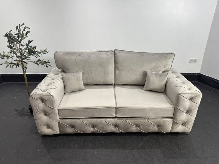 Sofa World Grey Plush Velvet 2 Seater Sofa with Diamanté Detailing 
