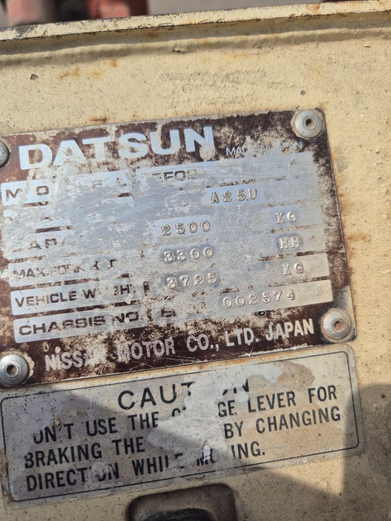 Forklift counter balance nissan