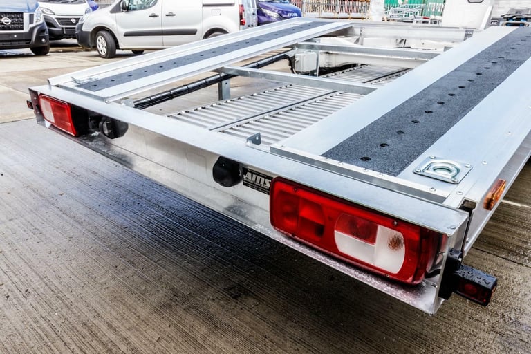 CRAFTER MOVANO ALUMINIUM RECOVERY TRUCK BODY BEAVERTAIL BODY CAR TRANSPORTER