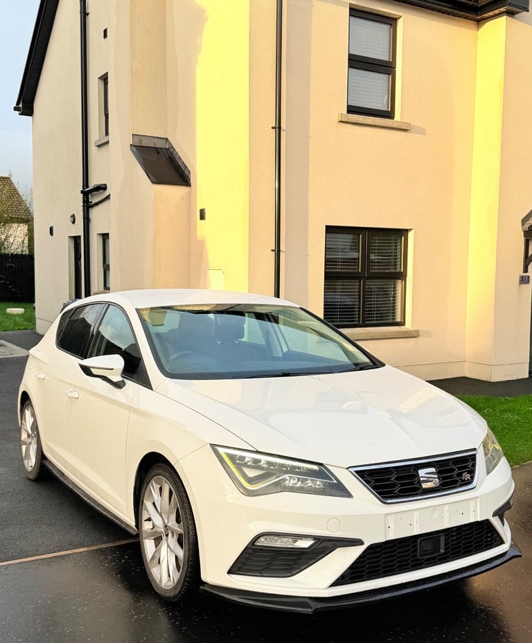 Seat, LEON, Hatchback, 2017, Semi-Auto, 1968 (cc), 5 doors