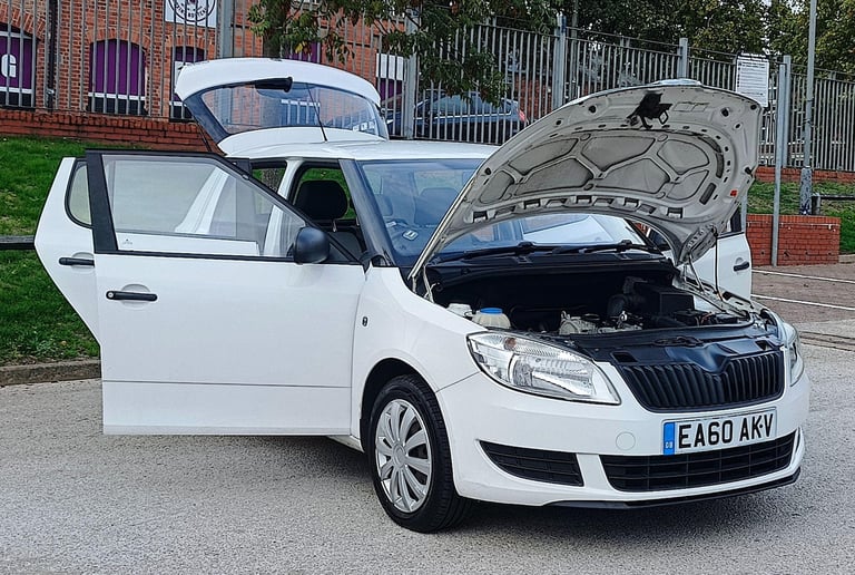 2010 Skoda Fabia 1.2 S Euro 5 5dr HATCHBACK Petrol Manual