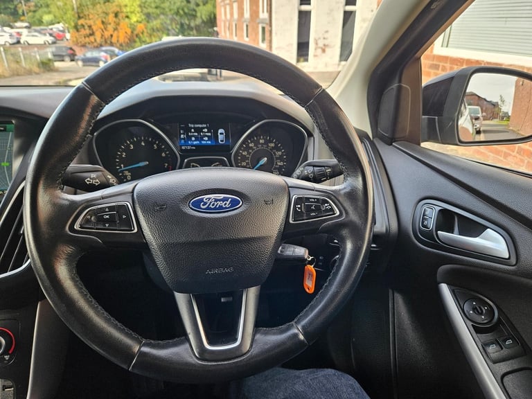 Ford Focus 1.0 EcoBoost zetec. Very clean with service history