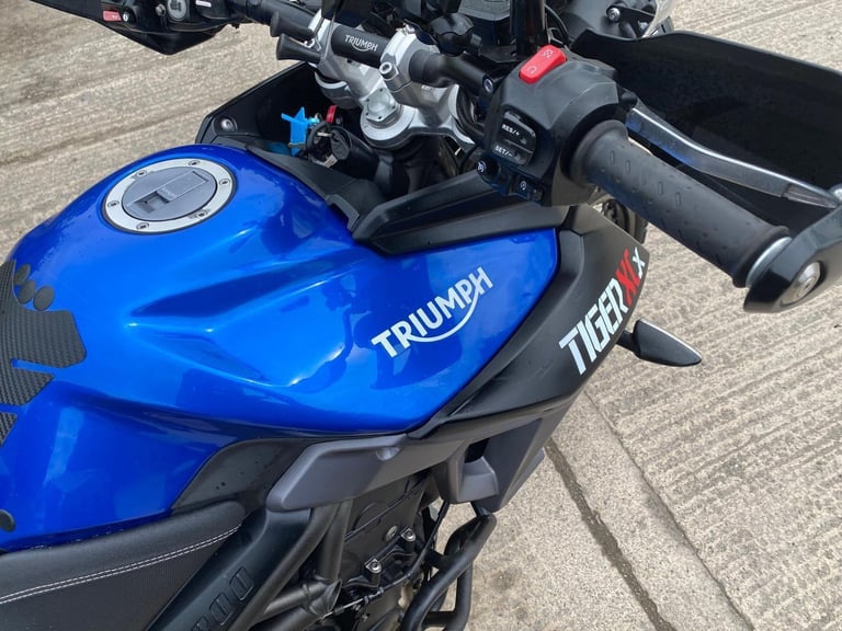 2015 65 TRIUMPH TIGER 800 XCX BLUE FULL LUGGAGE ABS ENDURO ADVENTURE TOURER