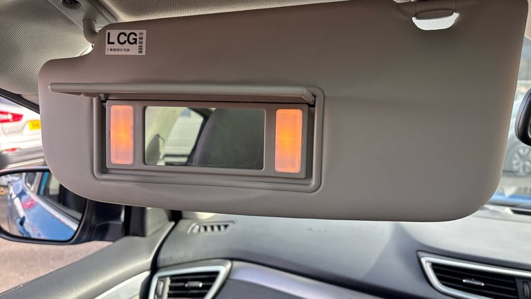 2019 Nissan Qashqai 1.3 DiG-T 160 Tekna 5dr DCT HATCHBACK PETROL Automatic