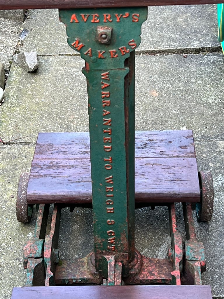 Antique cast iron Avery 3CWT platform scales, ideal garden feature or plant stand