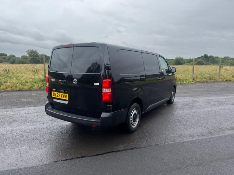 VAUXHALL VIVARO 1.5 Turbo D 2900 Dynamic 2022