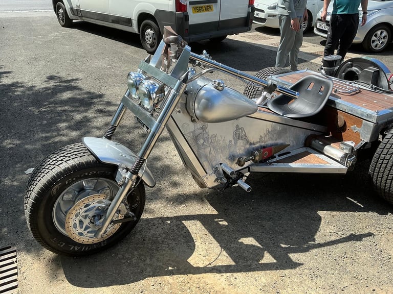 AGAINST THE WINDS trike free delivery