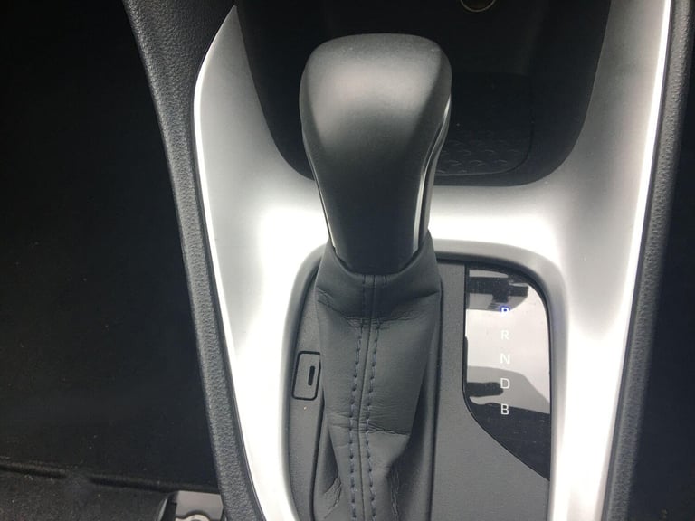 2023 Toyota Yaris 1.5 Hybrid Design 5dr CVT HATCHBACK PETROL/ELECTRIC Automatic
