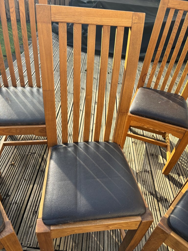 4 Solid Oak Dining Chairs
