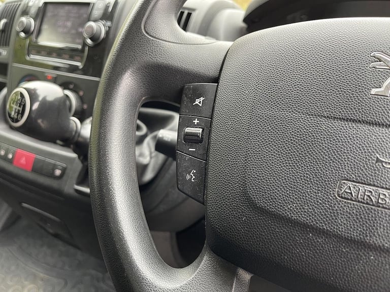 2020 Peugeot Boxer 2.2 BlueHDi 435 Professional L4 H2 Euro 6 (s/s) 5dr PANEL VAN Diesel Manual