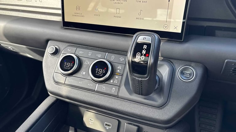 2021 Land Rover Defender 5.0 P525 V8 Carpathian Edition 90 3dr Auto ESTATE PETROL Automatic