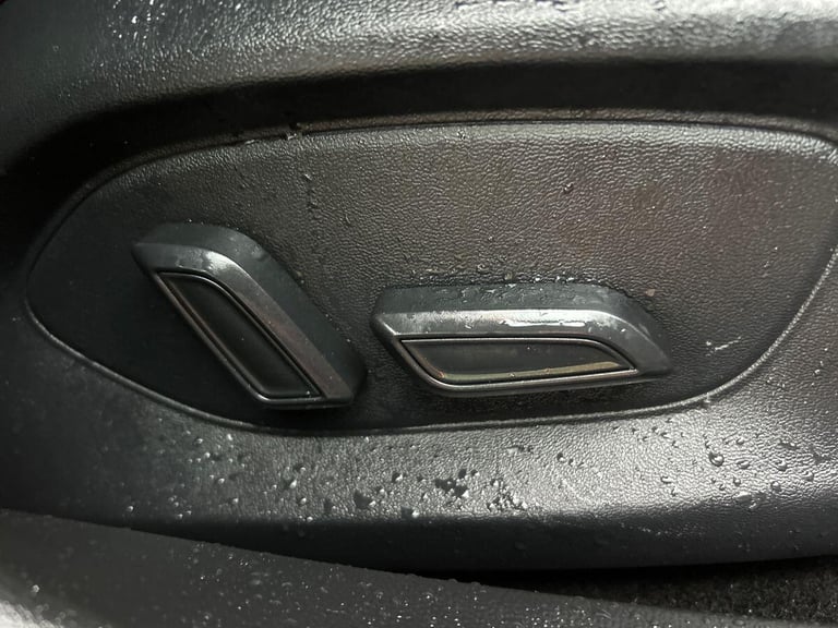 2024 MG MG4 64kWh Trophy Long Range Hatchback 5dr Electric Auto (203 ps) Hatchback ELECTRIC Autom...