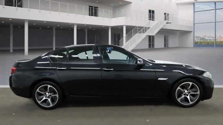 2014 BMW 5 Series 530d Luxury 4dr Step Auto SALOON DIESEL Automatic