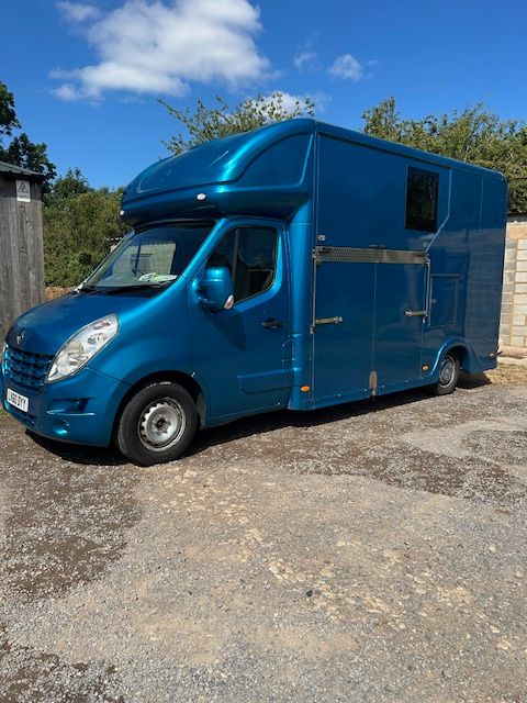 Bretherton Coachworks 3.5T Horsebox