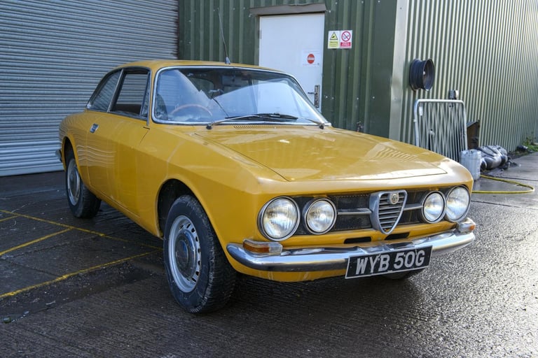 1969 Alfa-Romeo 1750 GT Veloce Series 1