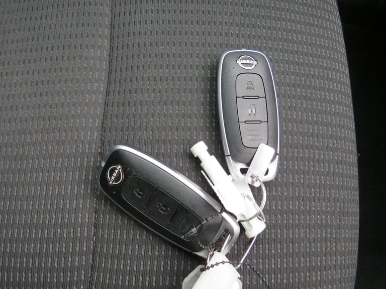 2023 Nissan Qashqai 1.3 DIG-T MHEV Acenta Premium XTRON Euro 6 (s/s) 5dr HATCHBACK Petrol/Electri...