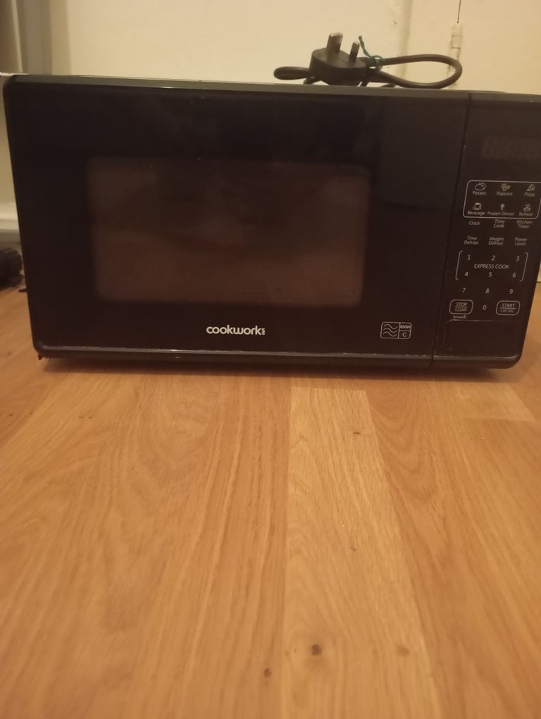 Fully working cook works microwave 
