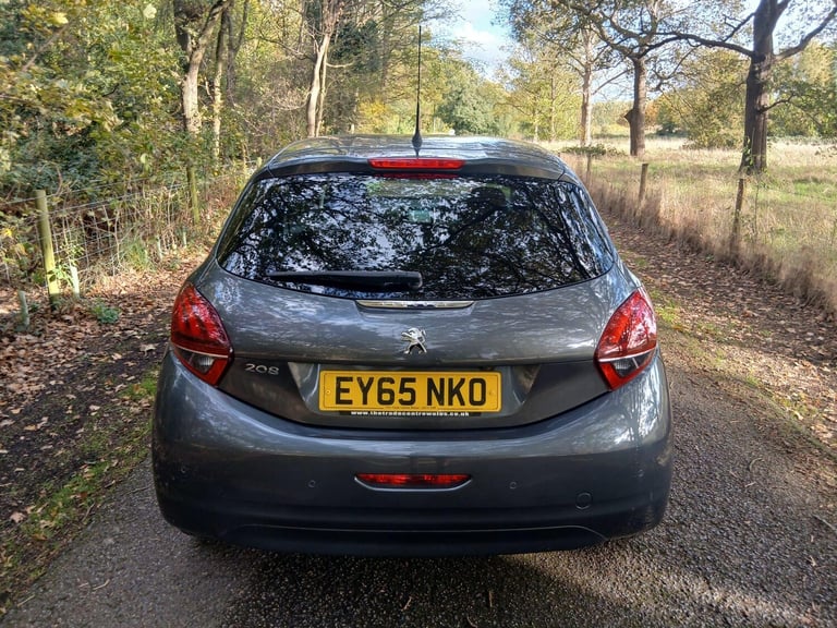2015 Peugeot 208 1.2 PureTech 82 Allure 3dr HATCHBACK PETROL Manual