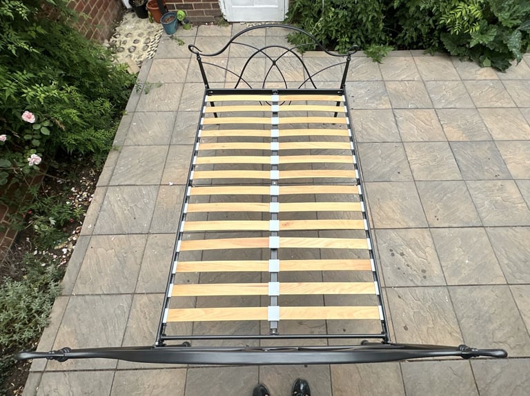 The Original Bed Company Ardo Iron Small Double Bed Frame, Great Condition, RRP £459