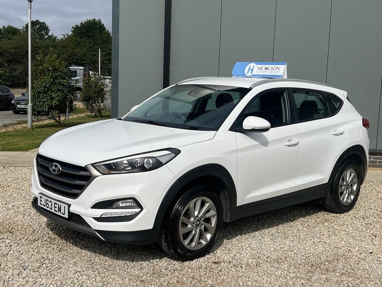 image for HYUNDAI TUCSON 1.7 CRDi Blue Drive SE White Manual Diesel 2016