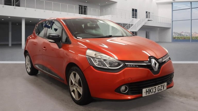 image for 2013 Renault Clio 1.2 16V Dynamique MediaNav 5dr HATCHBACK PETROL Manual