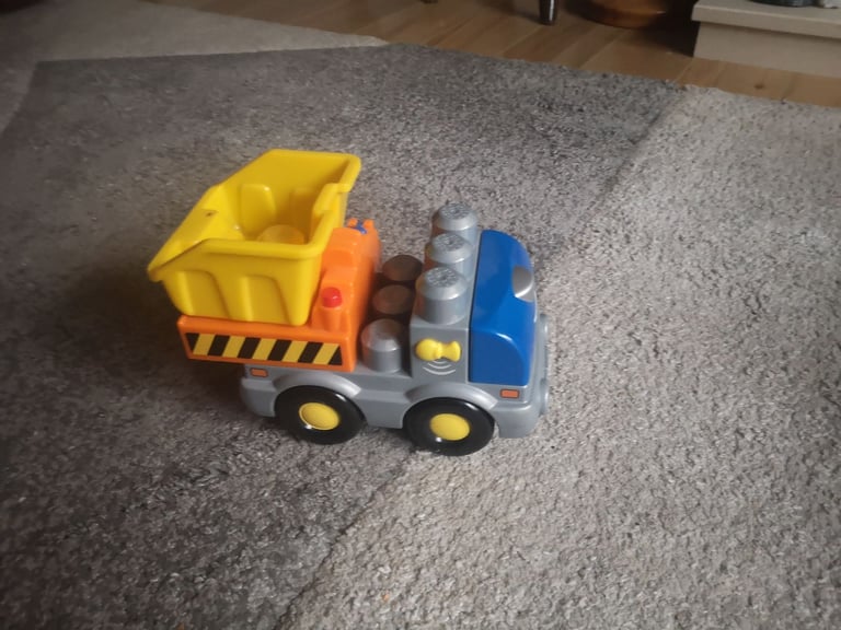 Mega Bricks