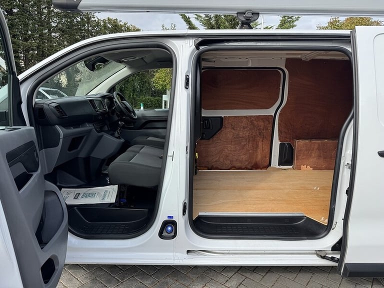 2022 Citroen Dispatch BlueHDi 1400 Enterprise Pro M Panel Van Diesel Manual