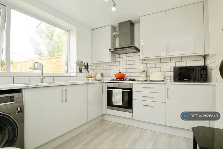 4 bedroom house in Moy Road, Cardiff, CF24 (4 bed) (#2626849)