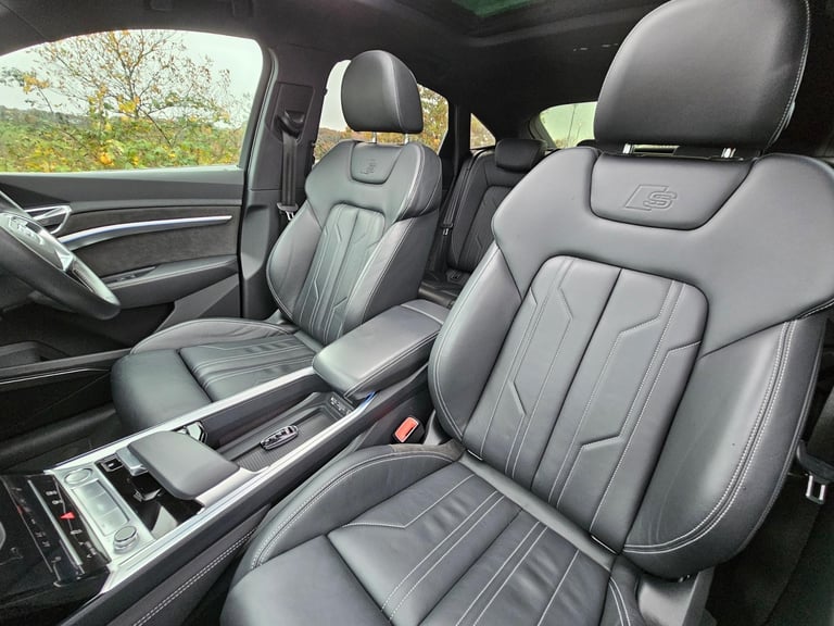 Audi E-TRON S LINE 55 QUATTRO 2021  **PAN ROOF**