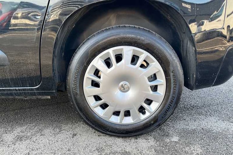 2022 Vauxhall Combo Life 1.5 Turbo D Edition 5dr MPV DIESEL Manual