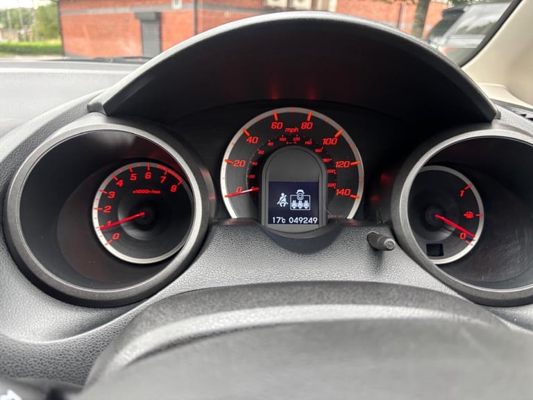 HONDA JAZZ 1.4 i-VTEC EX 2011
