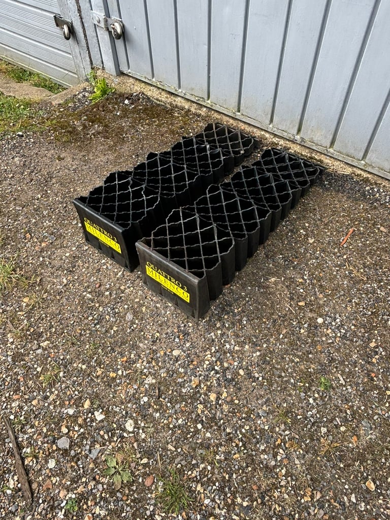 image for MILENCO Quattro 4 step levelling ramps plus bag