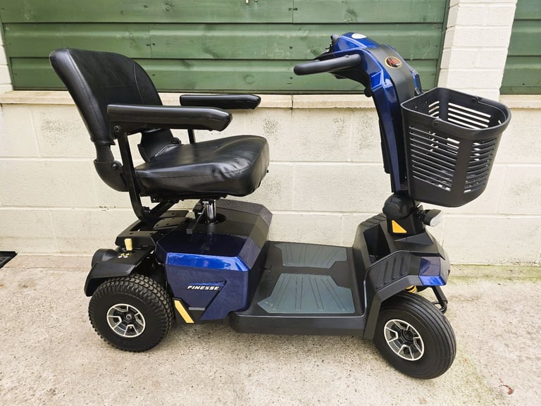 Mobility Scooter 4mph Pride Apex Finesse