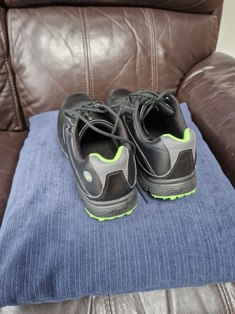 image for Golf shoes