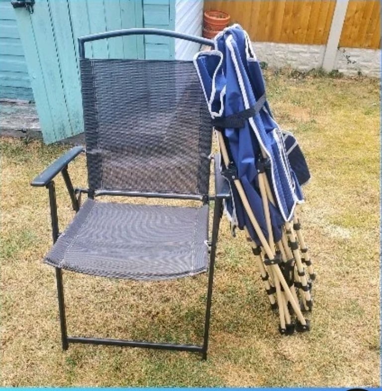 Comfy blue fold out camp bed