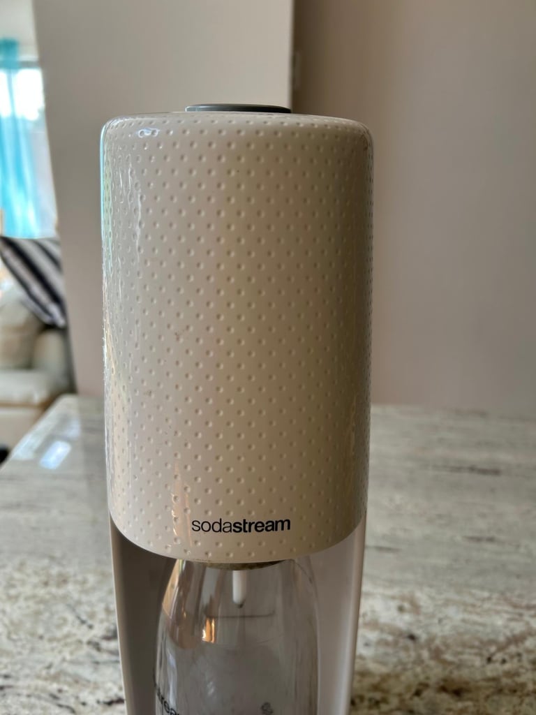 Water purifying Soda Stream..