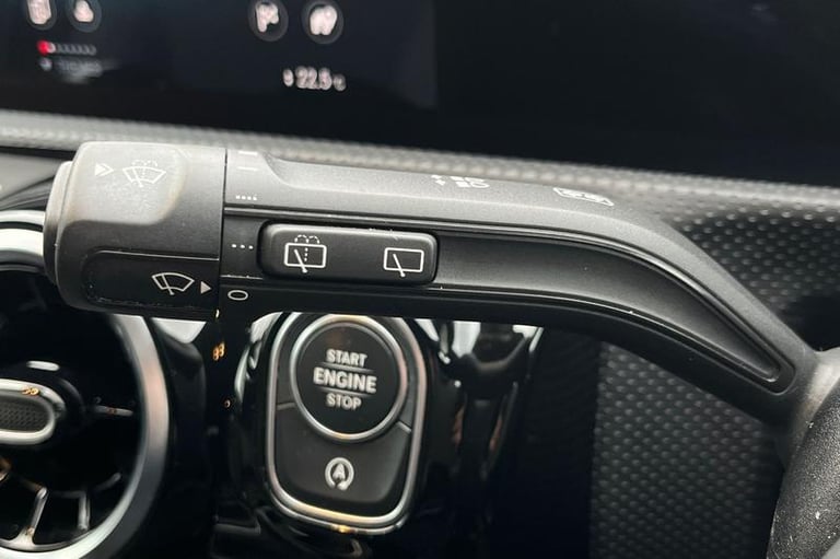 2020 Mercedes-Benz A-Class A180 AMG Line Executive NAVIGATION, HEATED SEATS, REAR CAMERA! Manual ...