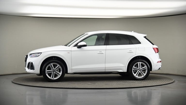 2024 Audi Q5 2.0 TFSIe 50 S line SUV 5dr Petrol Plug-in Hybrid S Tronic quattro Euro 6 ( SUV Petr...