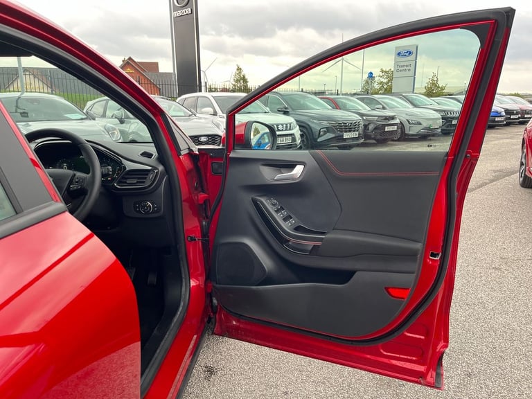 2024 Ford Puma 1.0 EcoBoost Hybrid mHEV ST-Line 5dr 5 Door PETROL Manual