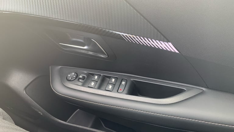 2024 Peugeot 208 1.2 PureTech Allure Hatchback 5dr Petrol Manual Euro 6 (s/s) (100 ps) Hatchback ...