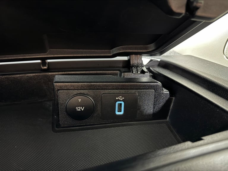 2022 Ford Tourneo Custom 2.0 EcoBlue 130ps L/R 8 Seater Titanium Auto MPV DIESEL Automatic