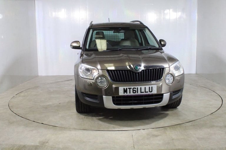 2012 61 SKODA YETI 2.0 TDI ELEGANCE SUV 5DR DIESEL DSG 4WD EURO 5 (140 PS) DIESE