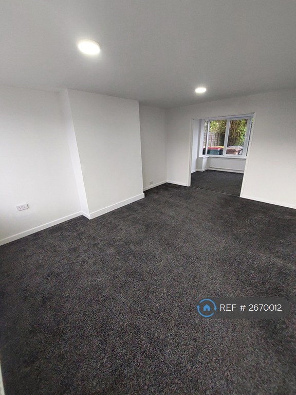 3 bedroom house in Links Gate, Fulwood, Preston, PR2 (3 bed) (#2670012)