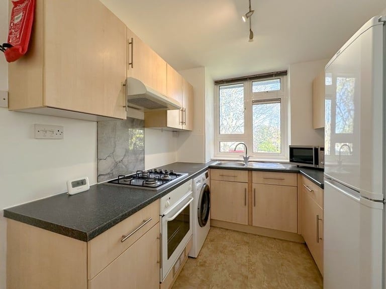 Double Room for Rent in South Hampstead Station✔️✔️