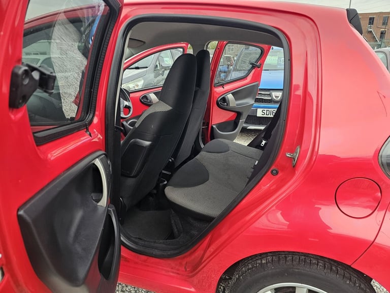 TOYOTA AYGO 1.0 VVT-i Mode 2014