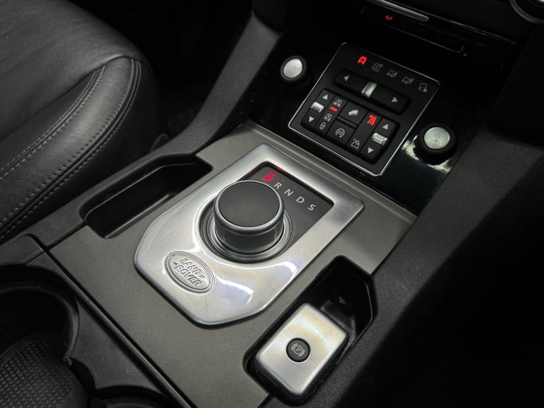 2015 Land Rover Discovery 4 3.0 SD V6 HSE Luxury Auto 4WD Euro 6 (s/s) 5dr ESTATE Diesel Automatic