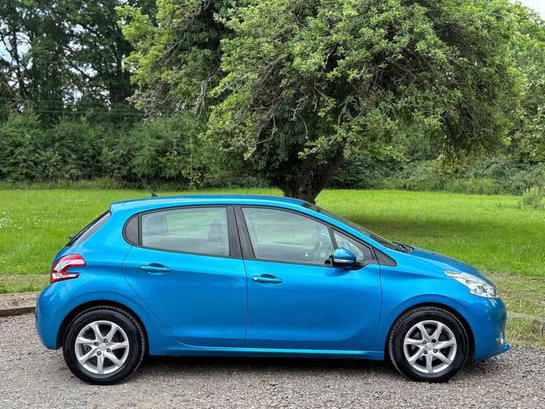 2012 Peugeot 208 1.0 VTi Active Only 65,000 Miles Metallic Blue 5 Door ULEZ 