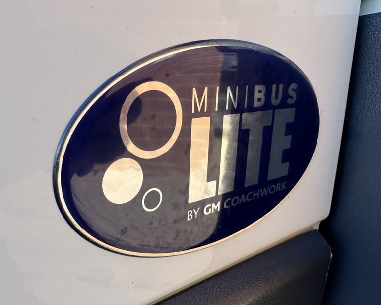 2018 Peugeot Boxer 2.0 BlueHDi H2 17 Seat Minibus LITE (PSV) 130ps Minibus Diesel Manual