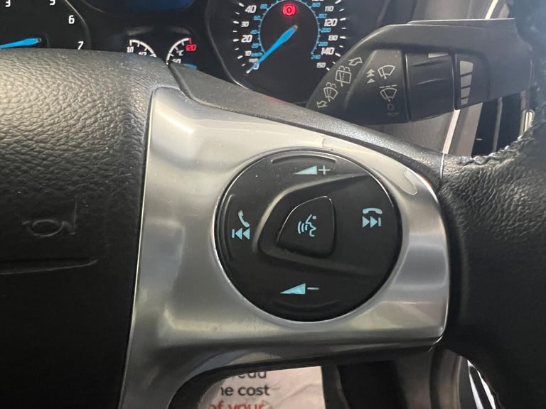 2014 Ford Focus 1.0T EcoBoost Zetec S Euro 5 (s/s) 5dr HATCHBACK Petrol Manual