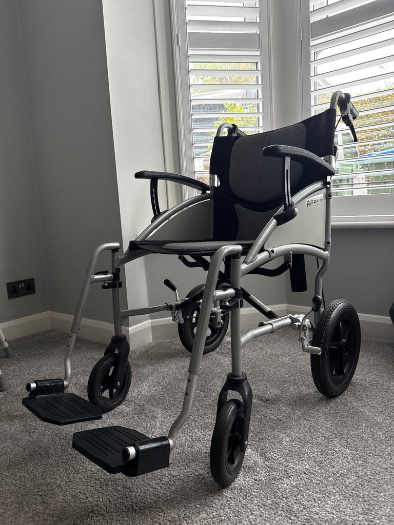 Wheel chair 